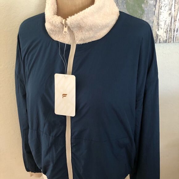 NWT FABLETICS Spencer Reversible Jacket - Picture 11 of 12